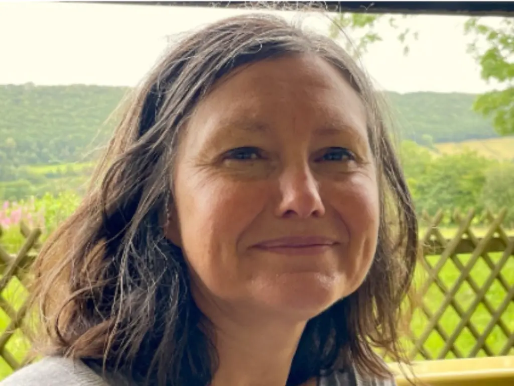 Headshot of Lisa Porch